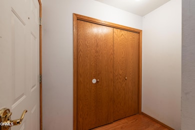 1634 Mapleton Ave-4