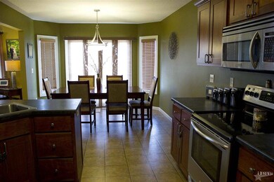 404 N Melching Dr, Ossian, IN 46777 - photo 6