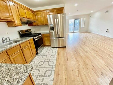 216 Kearney Ave unit 1, Jersey City, NJ 07305 - photo 5