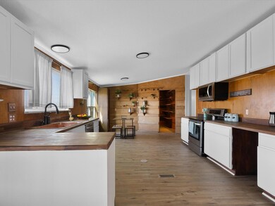 6124 Wild Berry Trail, Joshua, TX 76058 - photo 2