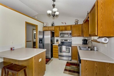 1780 N Myers Cir, Mulvane, KS 67110 - photo 4