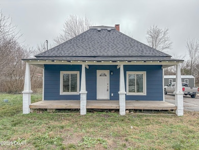 301 W High St, Alba, MO 64830 - photo 2