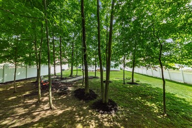 S - 8128 Slate Ridge Blvd - 007
