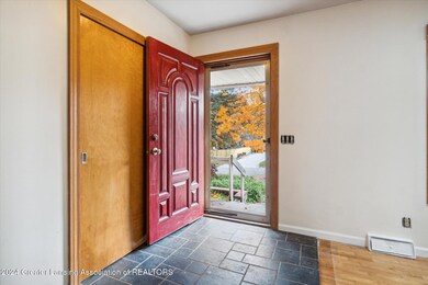 09-2125-Clearview-Ave-Lansing-MI-48917-W
