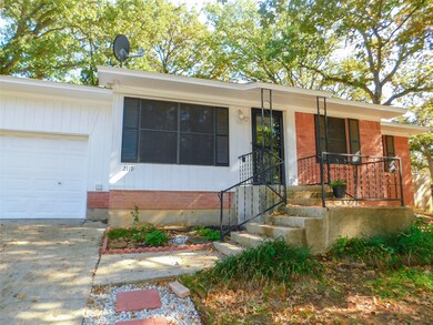 2119 Mercedes Rd, Denton, TX 76205 - photo 3