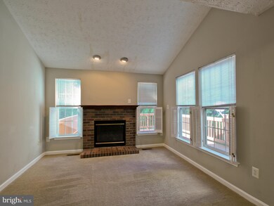 8719 Thornbrook Dr, Odenton, MD 21113 - photo 7