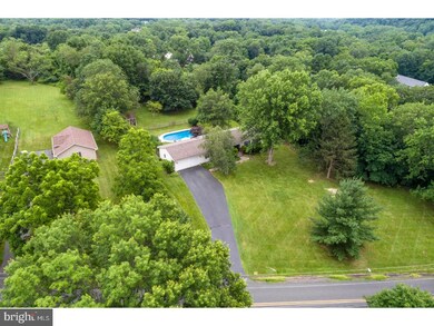 1704 Quarry Rd, Harleysville, PA 19438 - photo 2