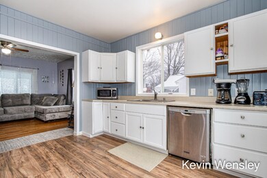 Kitchen to Living Room
