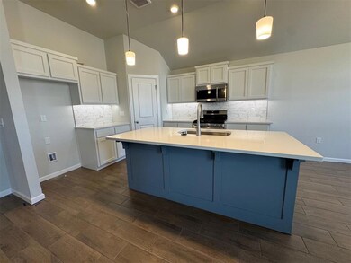 10729 Painted Turtle Way, Midwest City, OK 73130 - photo 6