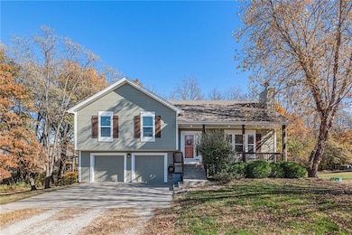 5871 SW Walnut Cove, Trimble, MO 64492 - photo 4