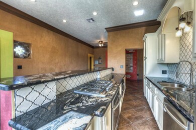 Kitchen and Living space. Newer construction, Gran