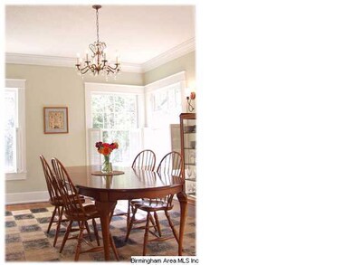 Light filled dining room