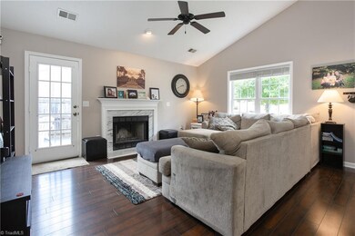 3592 Bent Trace Dr, High Point, NC 27265 - photo 7