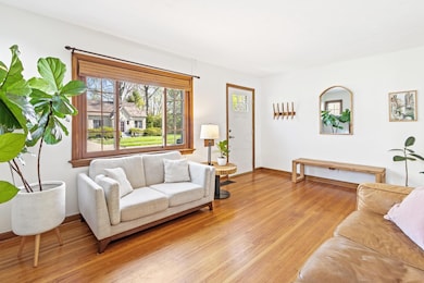 255 Wetmore Rd, Columbus, OH 43214 - photo 4