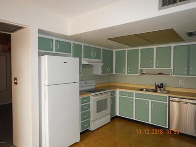 6837 S Jentilly Ln, Tempe, AZ 85283 - photo 3