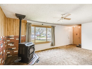 722 SW 15th St, Troutdale, OR 97060 - photo 7