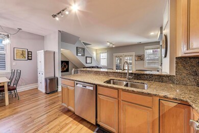 1437 W Belmont Ave unit 4, Chicago, IL 60657 - photo 7