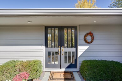 20330 Knights Bridge Rd, Excelsior, MN 55331 - photo 5