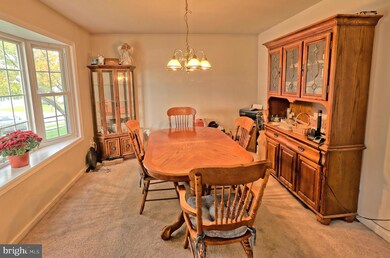 3706 Regency Dr, Reading, PA 19608 - photo 6