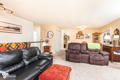8650 Augusta Circle Anchorage-large-005-
