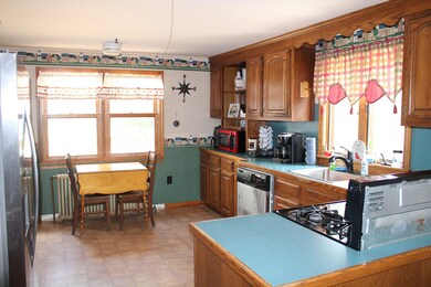 11 Meade Ln, Bridgton, ME 04009 - photo 3
