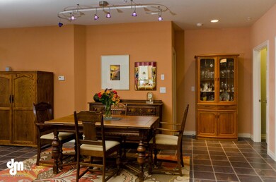 Dining rm