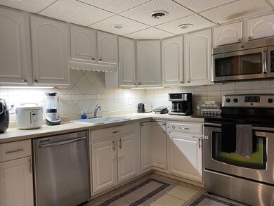 4 Shadowbrook Ln unit 30, Milford, MA 01757 - photo 5