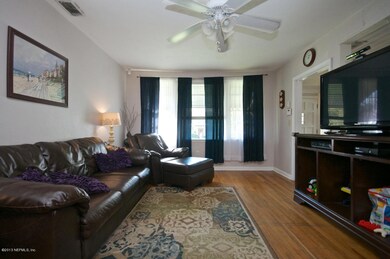 1379 Wolfe St, Jacksonville, FL 32205 - photo 5