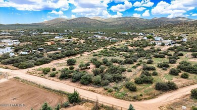 1815 N Dynamite Way, Dewey-Humboldt, AZ 86327 - photo 6