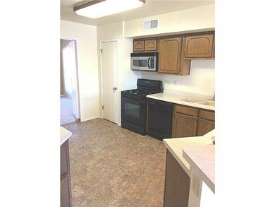 425 Linger Ln, Horizon City, TX 79928 - photo 6