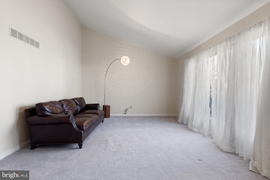 312 Charleston Dr, Wilmington, DE 19808 - photo 4