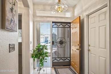 03-Living to Foyer