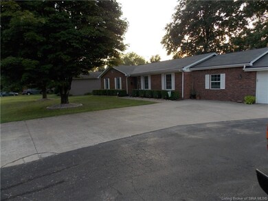 1221 Lindsey St, Charlestown, IN 47111 - photo 3