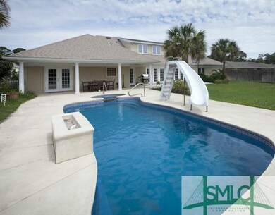 Swimming Pool/Hot Tub/Sauna.