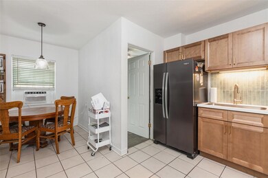 unlisted-address, Bradenton, FL 34207 - photo 6