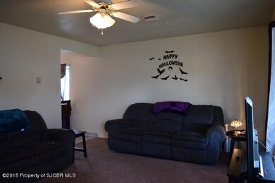 Wall LR (2)