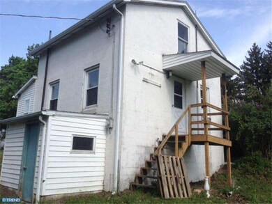 703 Grove Ave, Mohnton, PA 19540 - photo 3