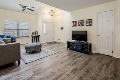 37 Sunnydale Dr, Bayville, NJ 08721 - photo 4