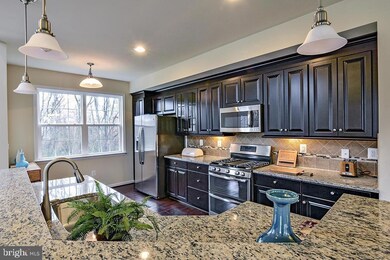 3574 Huntley Manor Ln, Alexandria, VA 22306 - photo 3