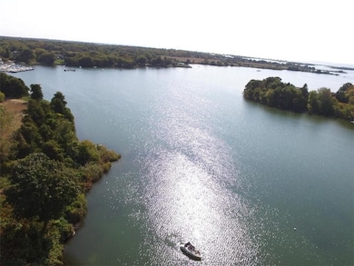 19 W Spruce St, Charlestown, RI 02813 - photo 7