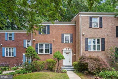 5467 Truxion Ct, Burke, VA 22015 - photo 2