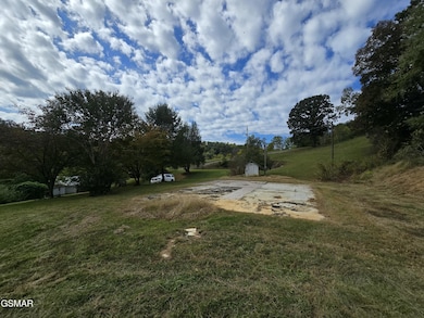 1009 Franklin Ln, Sevierville, TN 37876 - photo 5