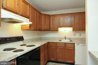 2153 Wainwright Ct unit 1D, Frederick, MD 21702 - photo 6