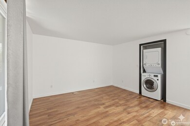 18816 Mountain View Dr E unit F, Bonney Lake, WA 98391 - photo 5