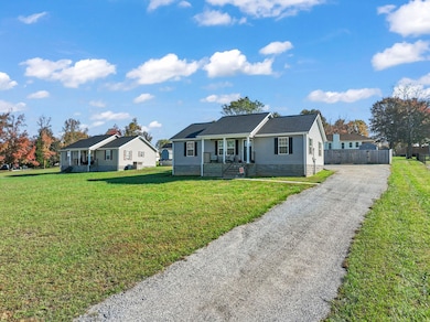 315 Brandon Dr, McMinnville, TN 37110 - photo 3