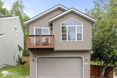 45-Exterior Front-ELKO9647