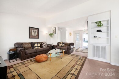 15 Hollybrook Dr unit 5, Asheville, NC 28803 - photo 5