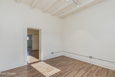 511 S Meyer-8