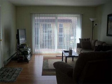 121 Bailey St unit B15, Worcester, MA 01602 - photo 2