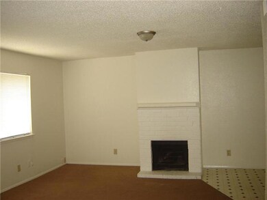 5632 Birchmont Dr unit 5632D, Houston, TX 77091 - photo 5